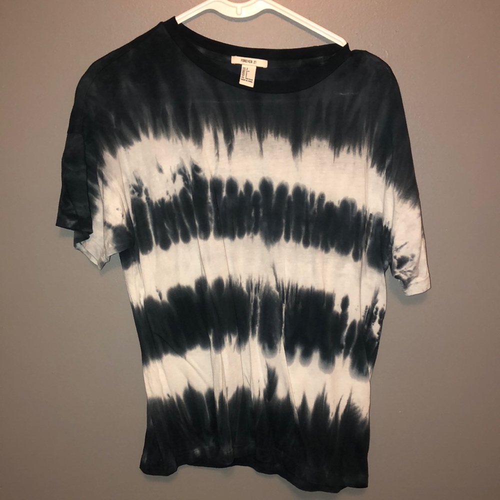 Loose fitted Tee